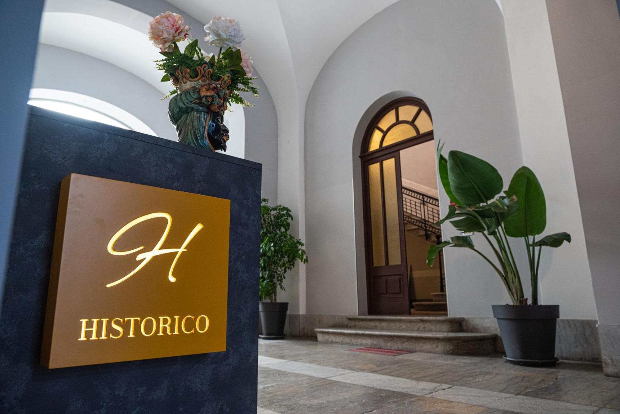 Historico Loft & Rooms Palazzo Adragna XIX Трапани Экстерьер фото