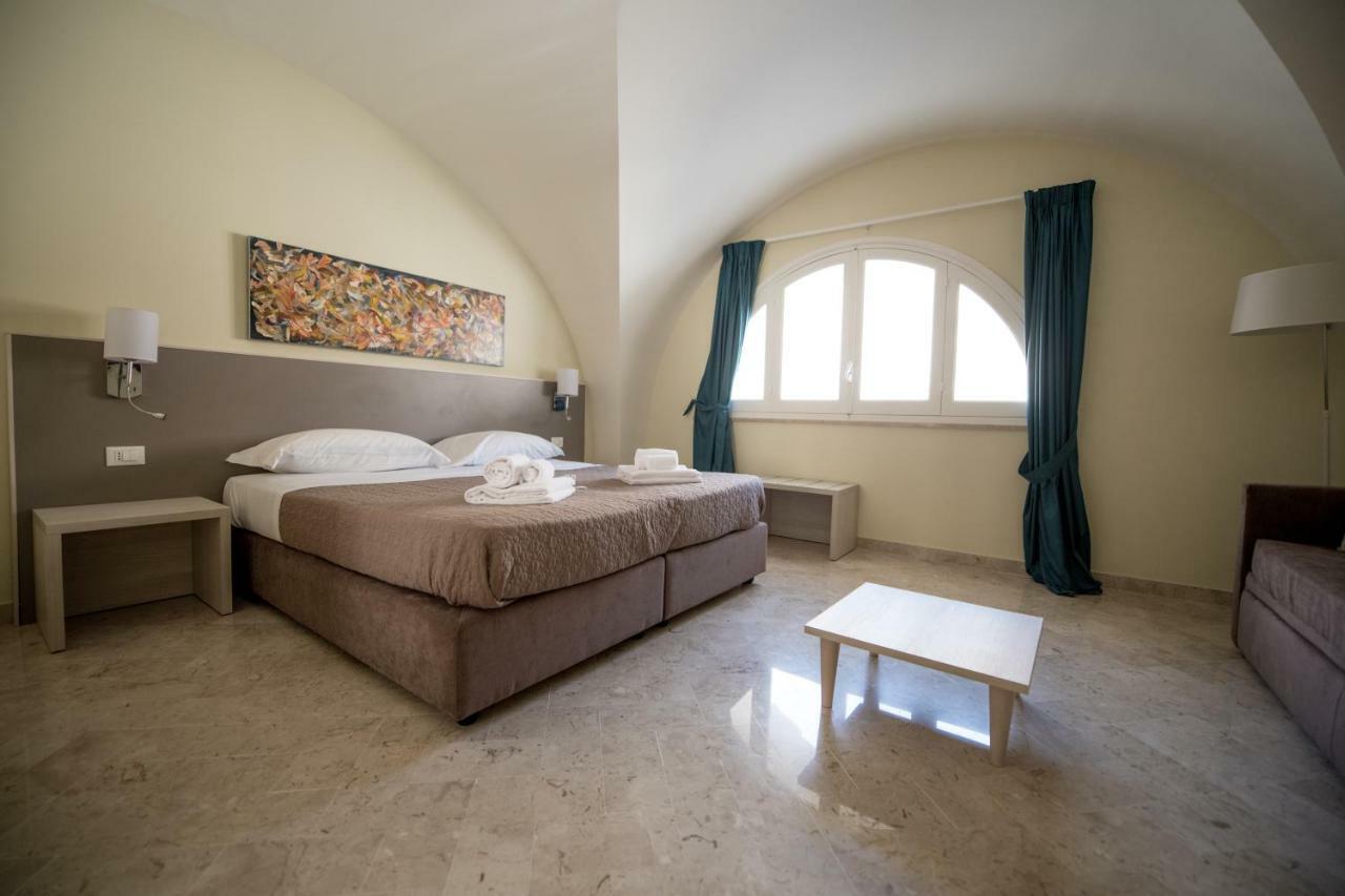 Historico Loft & Rooms Palazzo Adragna XIX Трапани Экстерьер фото