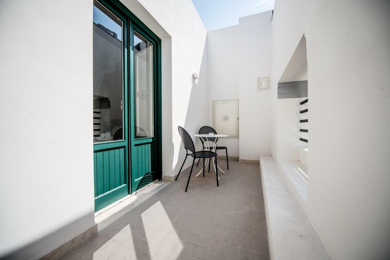 Historico Loft & Rooms Palazzo Adragna XIX Трапани Экстерьер фото